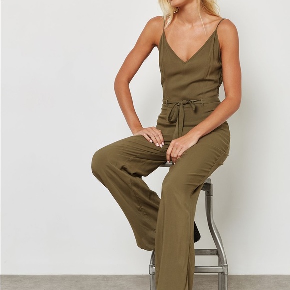 Forever 21 Pants - 🦋 Forever 21 Jumpsuit 🦋